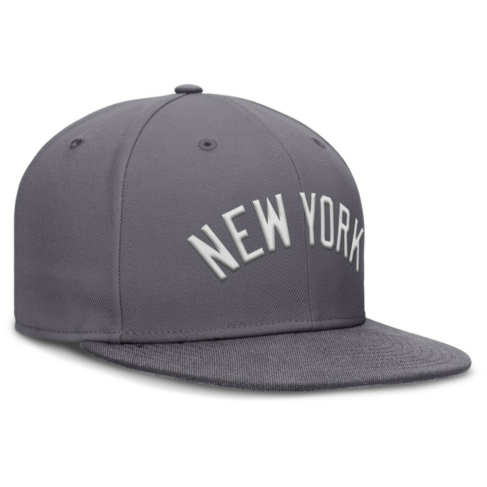 New York Yankees Nike Performance True Fitted Hat - Gray Hats