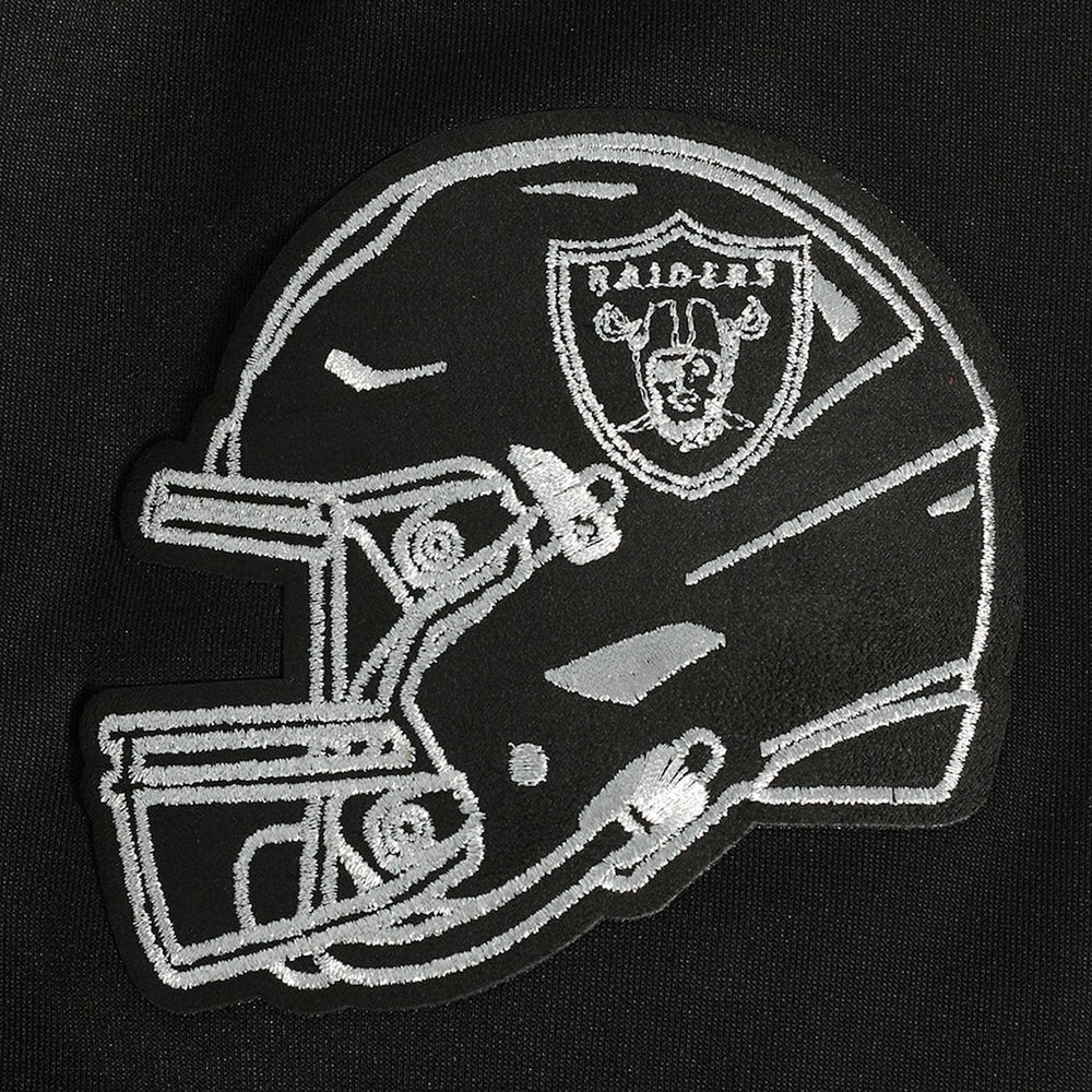 Las Vegas Raiders Pro Standard Classic Chenille Pullover Hoodie Black
