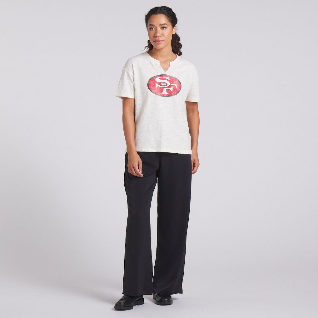 San Francisco 49ers Women's Trick Play Slub Boxy T-Shirt Cream