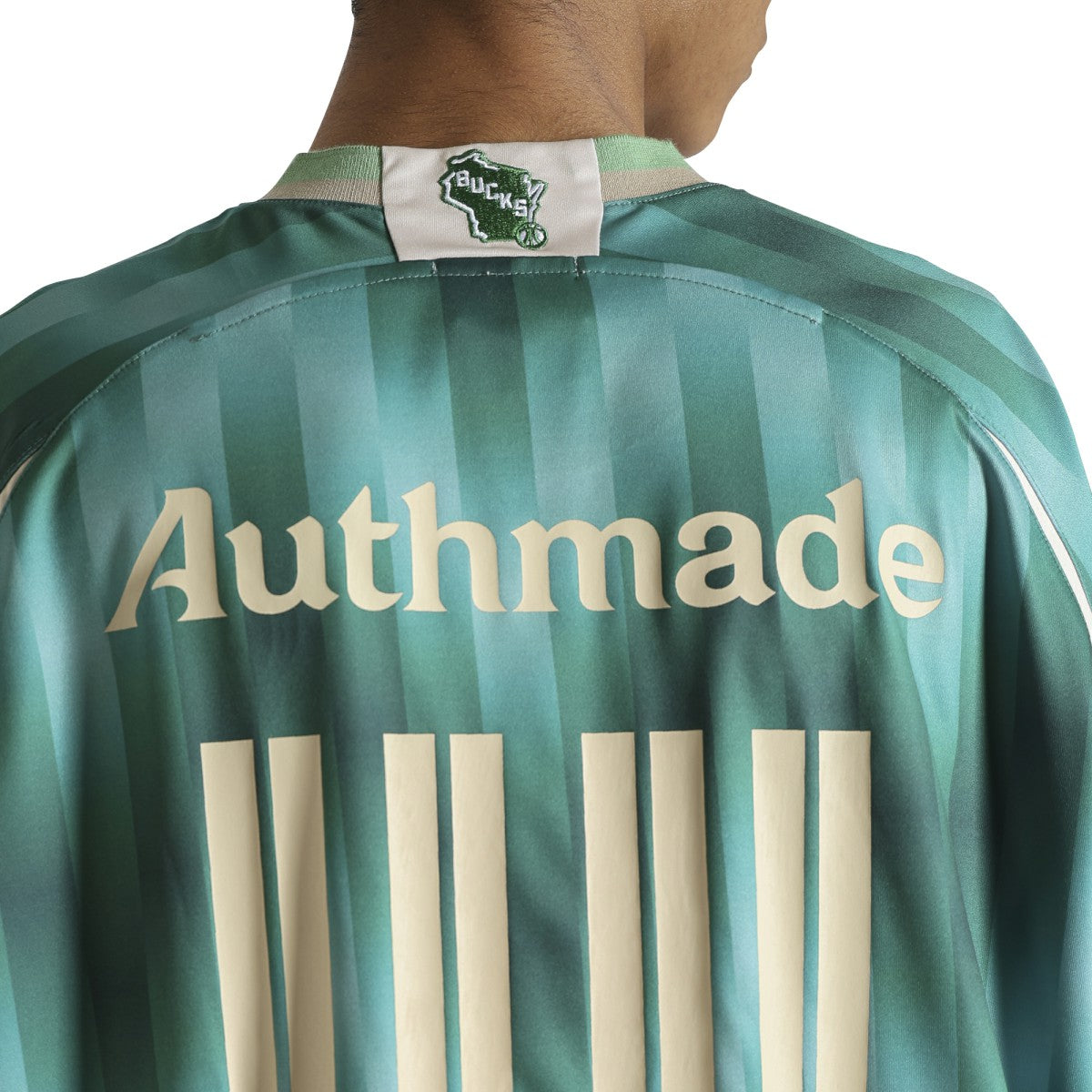 Milwaukee Bucks Authmade x NBA Soccer Kit Fashion Jersey Green