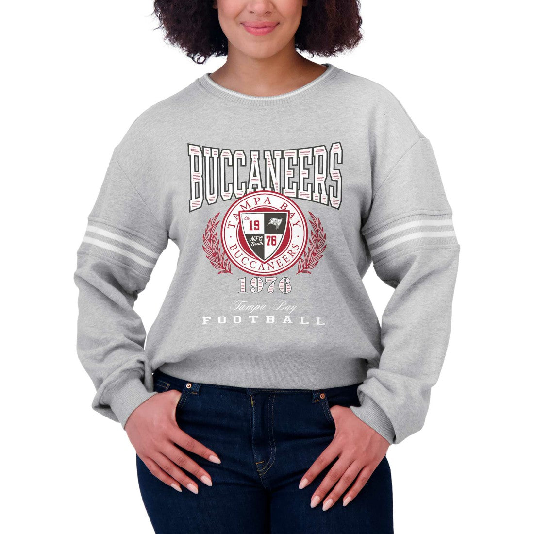 Tampa Bay Buccaneers WEAR by Erin Andrews Women's Cropped Pullover Sweatshirt Heather Gray