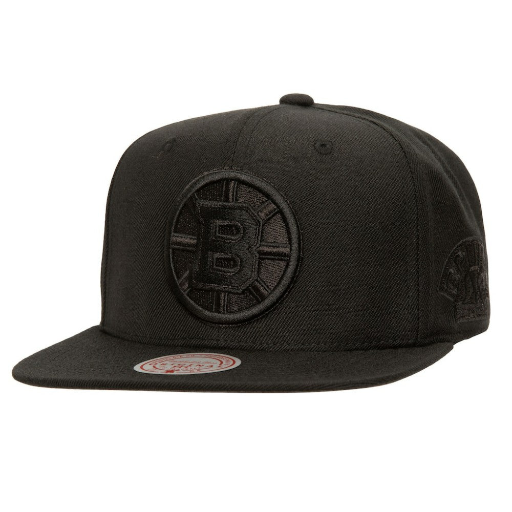 NHL Boston Bruins Mitchell & Ness Soul Strike Pearl Tonal Snapback Hat - Black