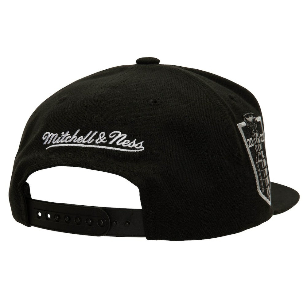 NHL Colorado Avalanche Mitchell & Ness Core Top Spot Snapback Hat - Black