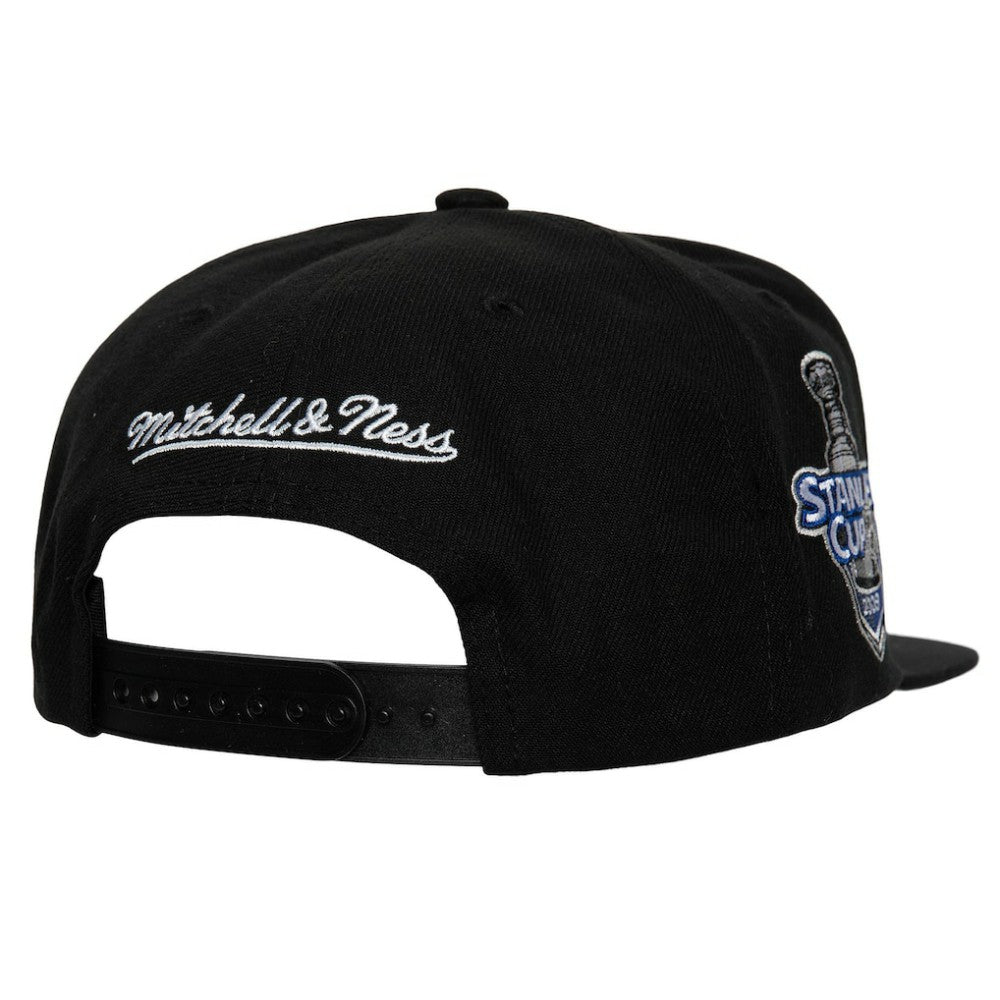 NHL Detroit Red Wings Mitchell & Ness Core Top Spot Snapback Hat - Black