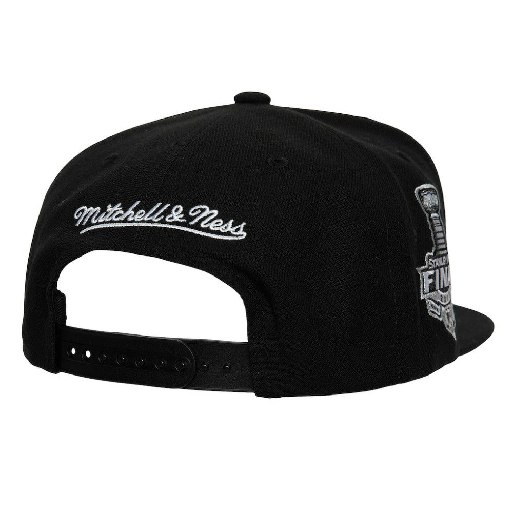 NHL Pittsburgh Penguins Mitchell & Ness Core Top Spot Snapback Hat - Black