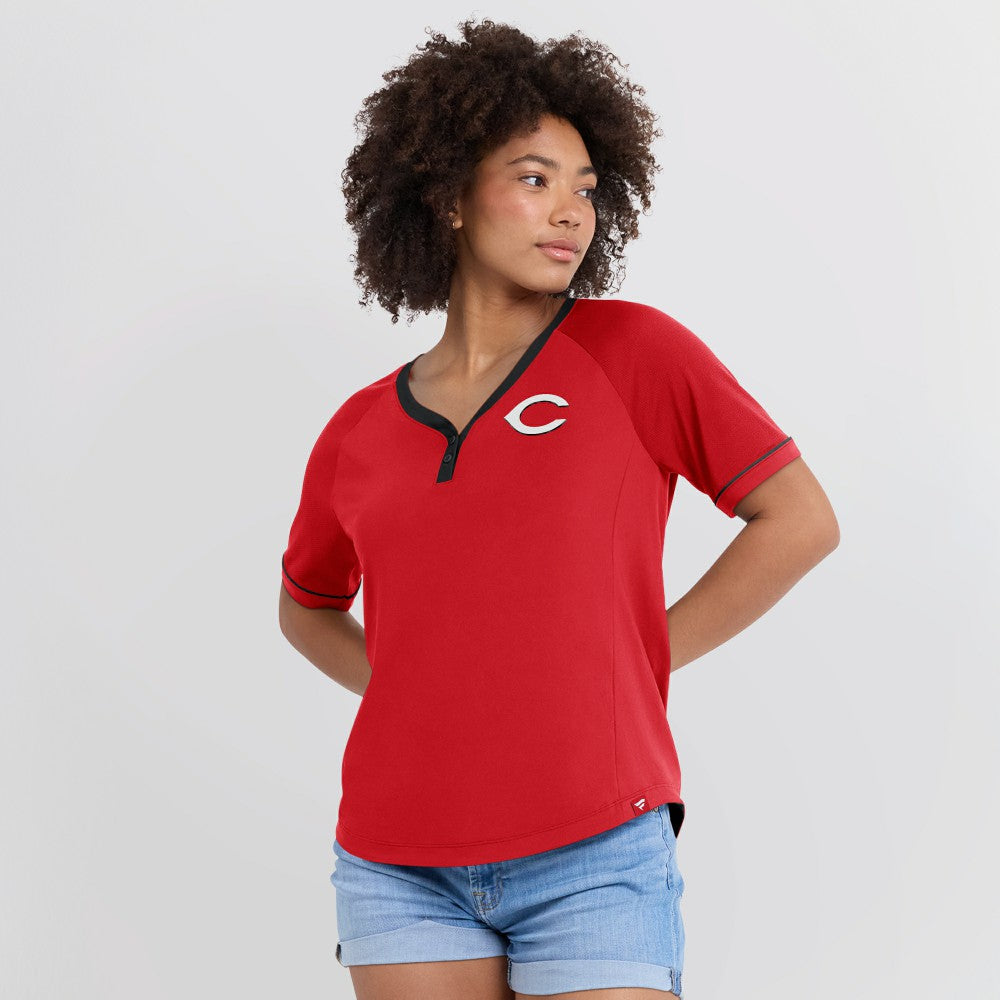 Cincinnati Reds Fanatics Women's League Diva Star Raglan V-Neck T-Shirt - Red T-shirts