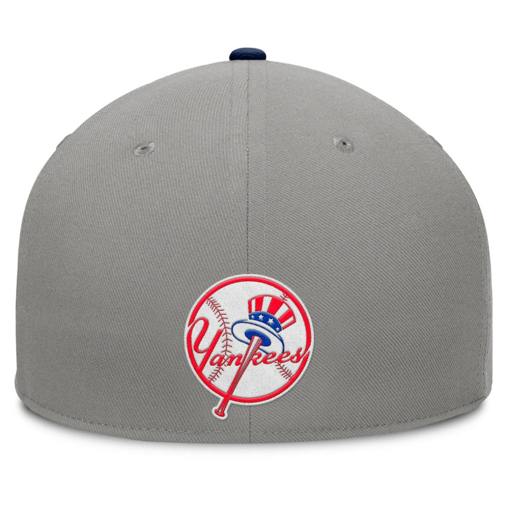 New York Yankees Fanatics Clubhouse Dugout Fitted Hat - Gray/Navy Hats