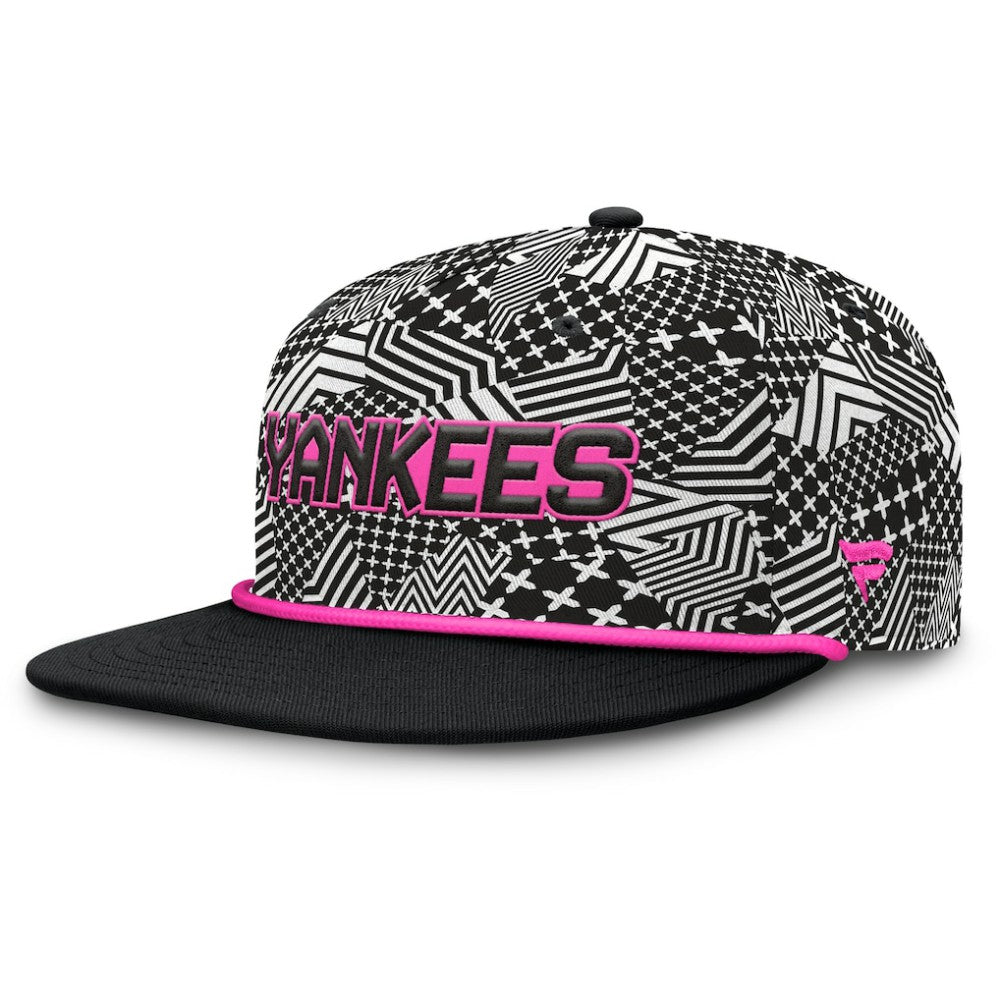 New York Yankees Fanatics Let's Glow Moon Shot Snapback Hat - Black Hats