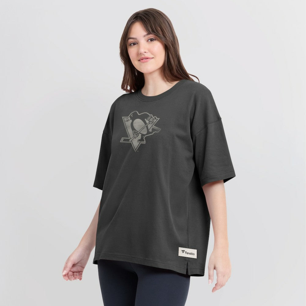 NHL Pittsburgh Penguins Fanatics Women's Oversized Elements Raw Edge Future Ground T-Shirt - Charcoal
