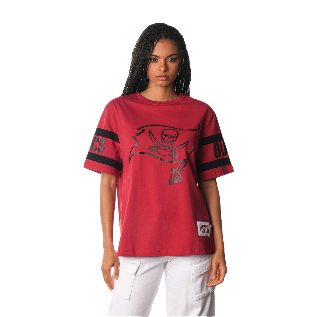 Tampa Bay Buccaneers The Wild Collective Women's Drop Shoulder T-Shirt Red