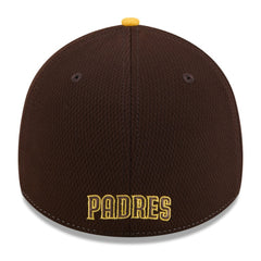 San Diego Padres New Era 2025 MLB Clubhouse 39THIRTY Flex Hat - Brown/Gold Hats