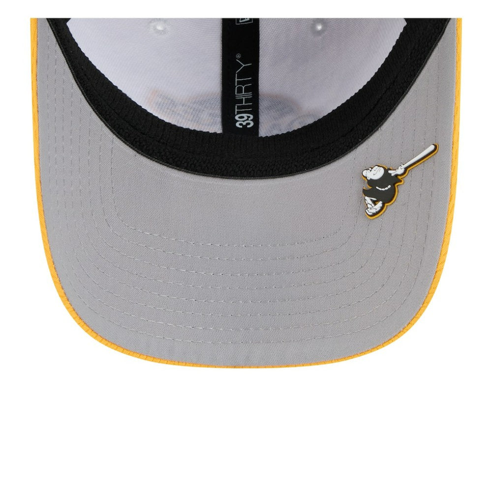 San Diego Padres New Era 2025 MLB Clubhouse 39THIRTY Flex Hat - Brown/Gold Hats