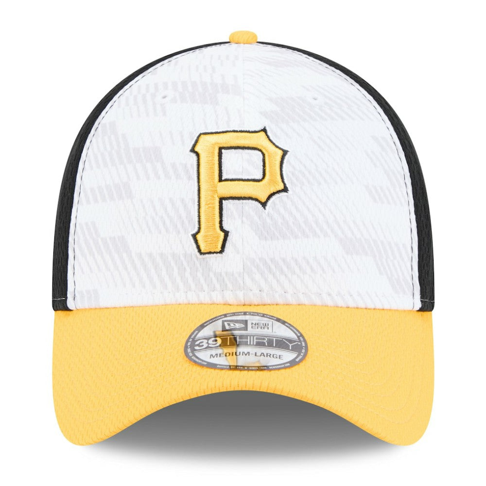 Pittsburgh Pirates New Era 2025 MLB Clubhouse 39THIRTY Flex Hat - Black/Gold Hats