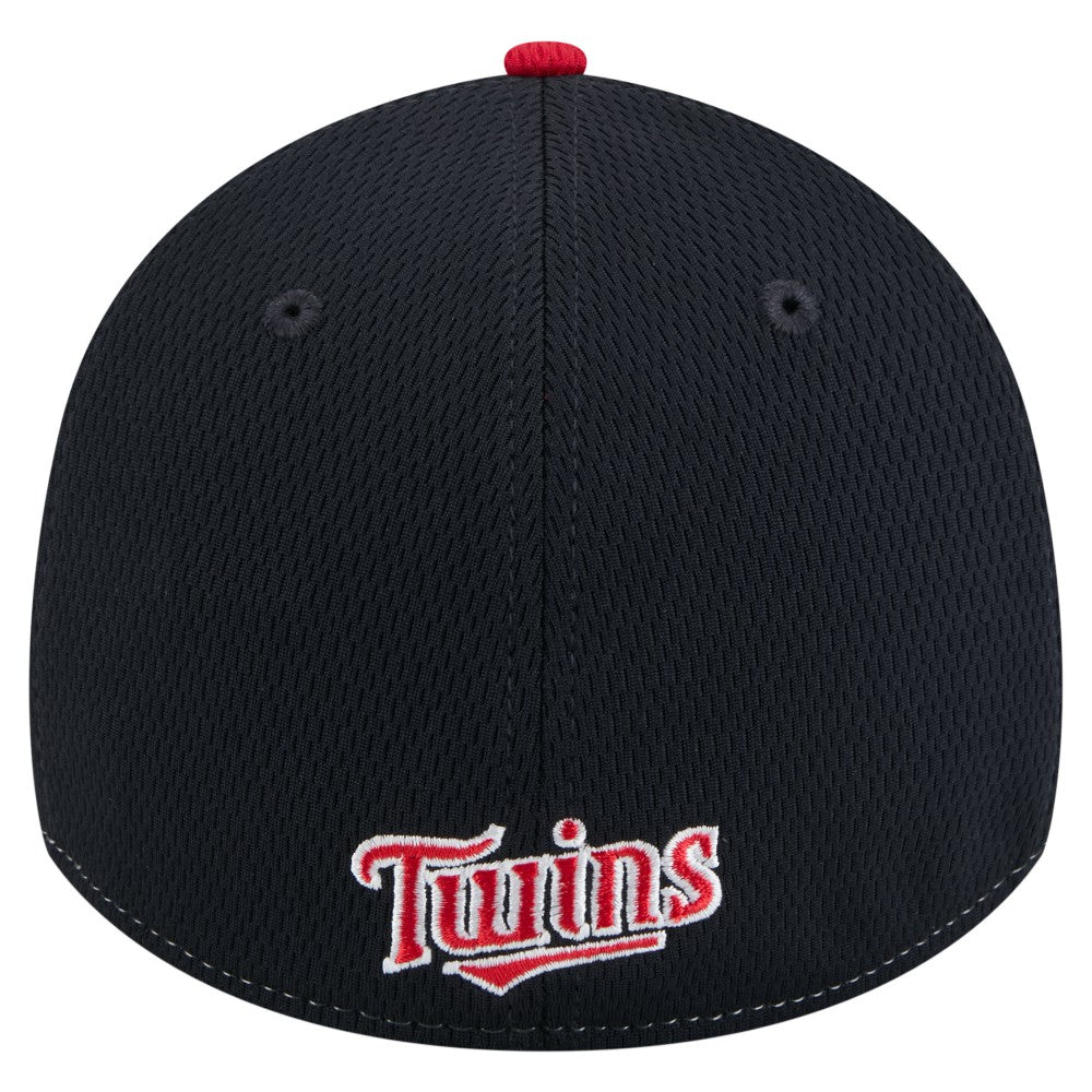 Minnesota Twins New Era 2025 MLB Clubhouse 39THIRTY Flex Hat - Navy/Red Hats