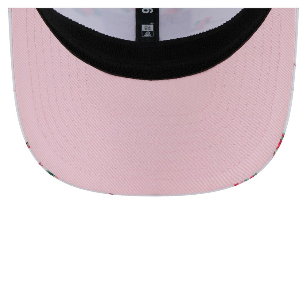 Las Vegas Raiders New Era Adventure Flamingo Pattern 9SEVENTY Stretch-Snap Hat White