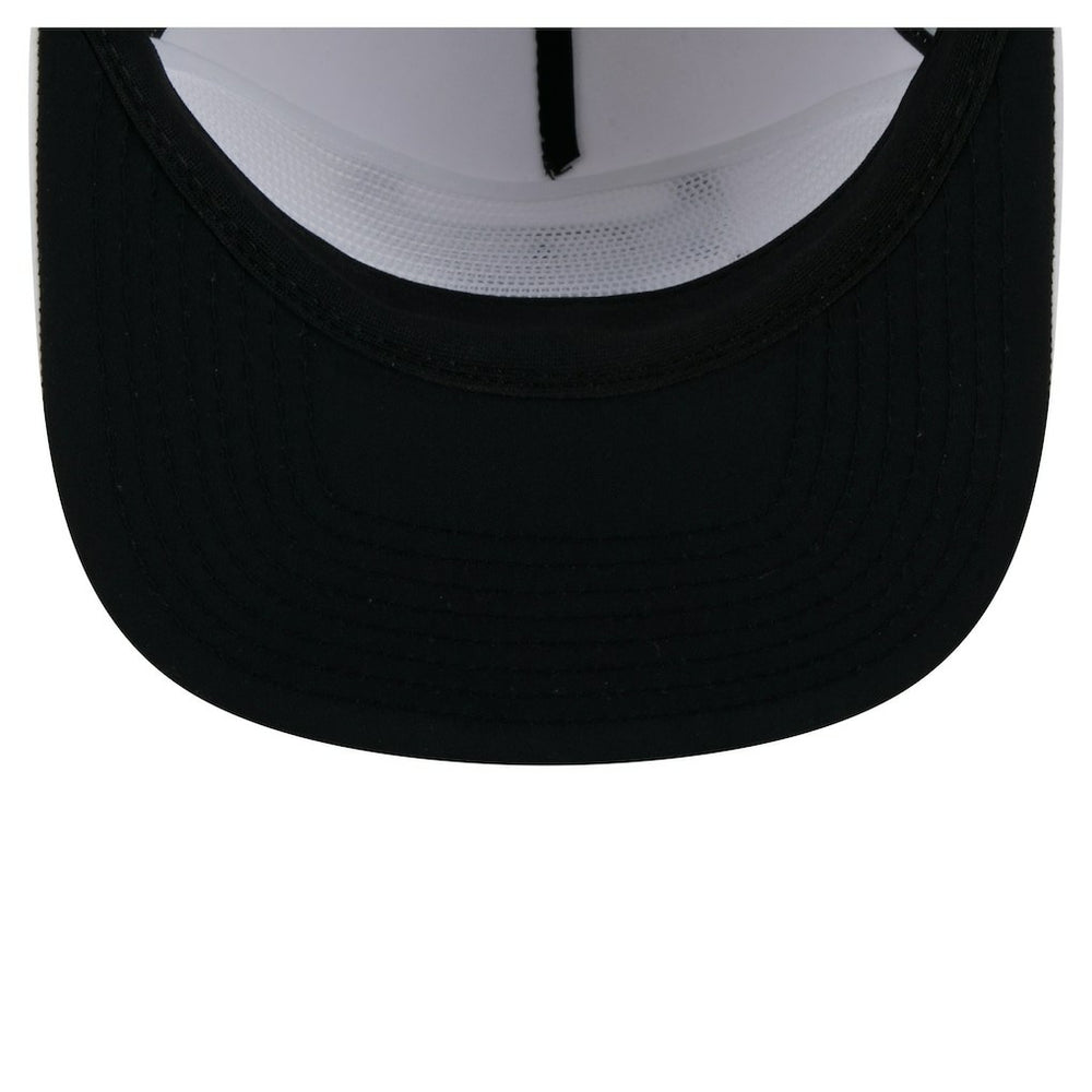 Chicago Bulls Performance Rope Golfer Adjustable Hat White
