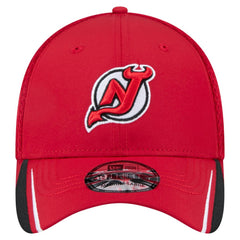 NHL New Jersey Devils New Era Linear Featherweight 39THIRTY Flex Hat - Red