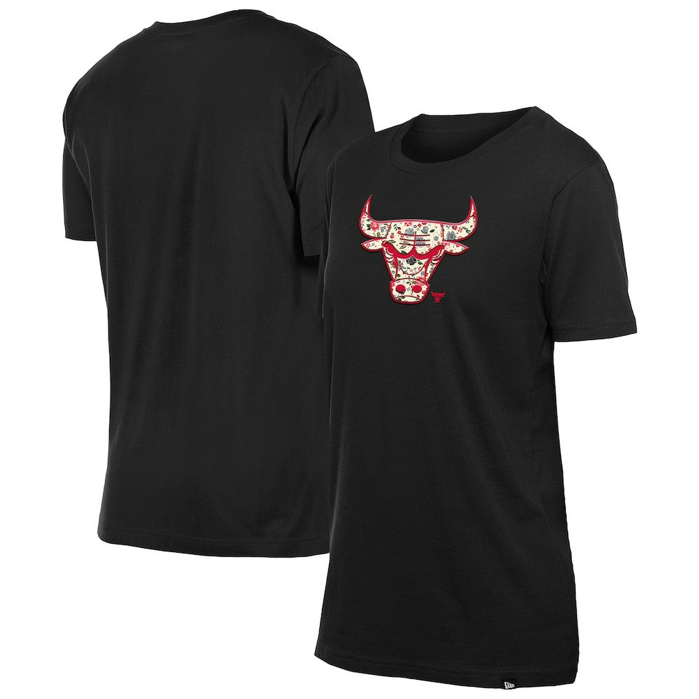 Chicago Bulls Women's Glam Game Flower T-Shirt Black