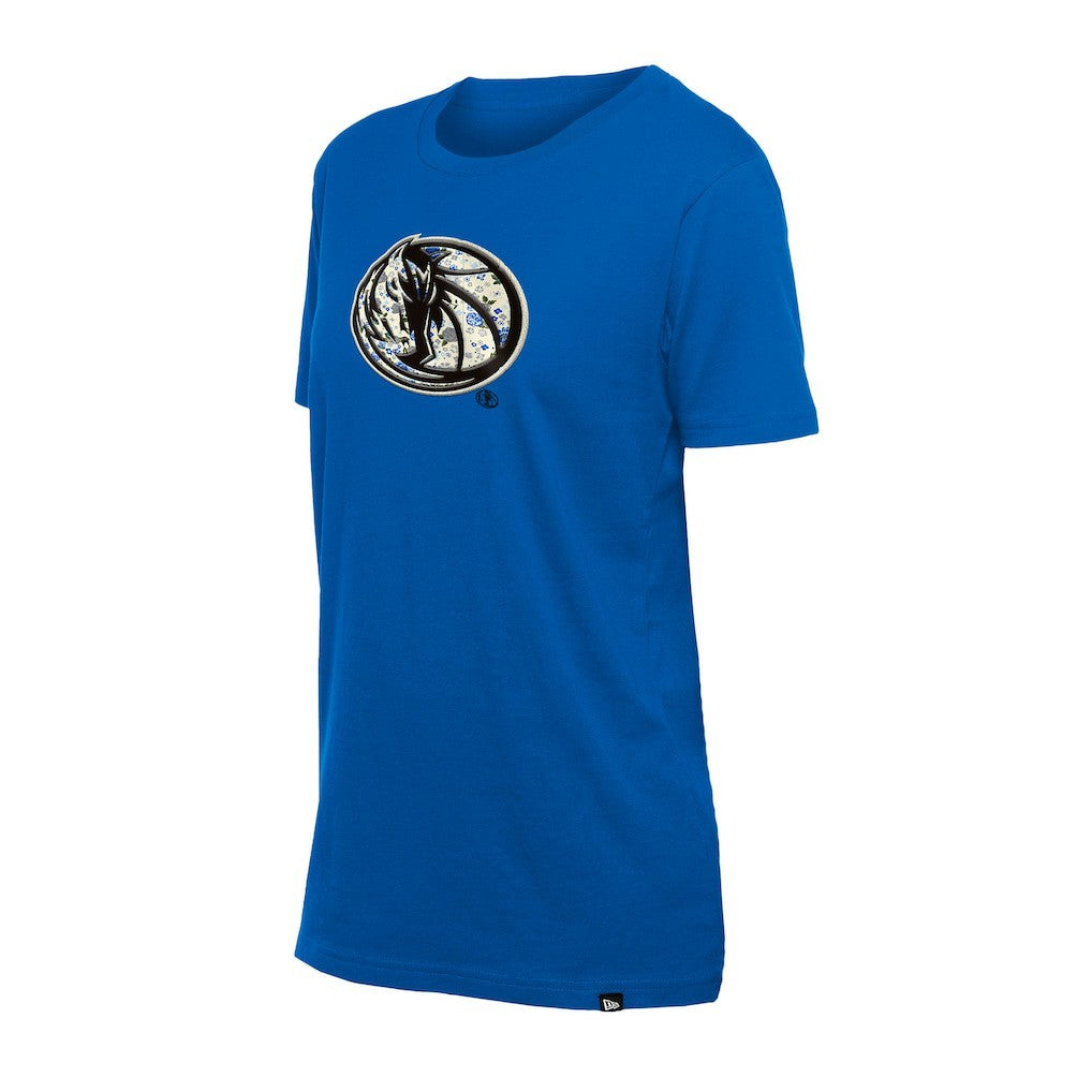 Dallas Mavericks Women's Glam Game Flower T-Shirt Blue