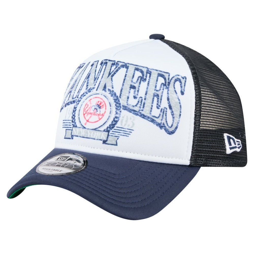 New York Yankees New Era Distressed 9FORTY A-Frame Adjustable Trucker Hat - Navy Hats
