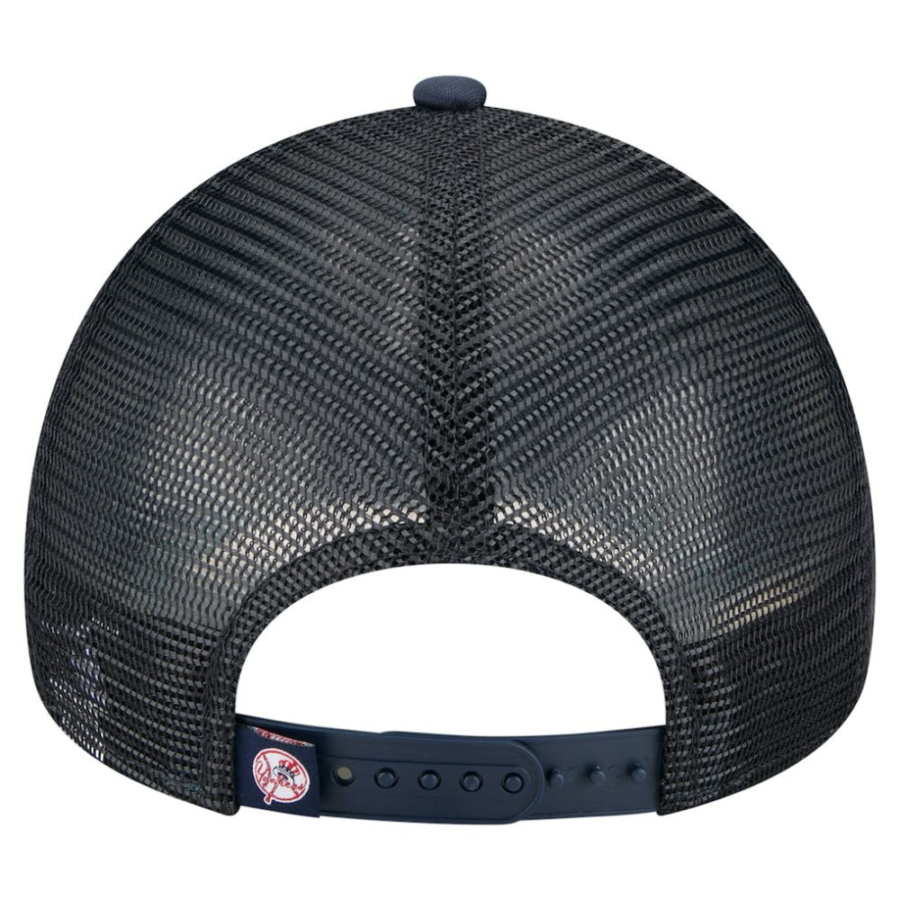 New York Yankees New Era Distressed 9FORTY A-Frame Adjustable Trucker Hat - Navy Hats