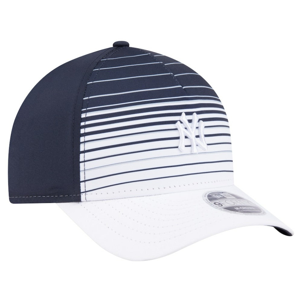 New York Yankees New Era Gradient 9FORTY M-Crown Adjustable Hat - Navy Hats