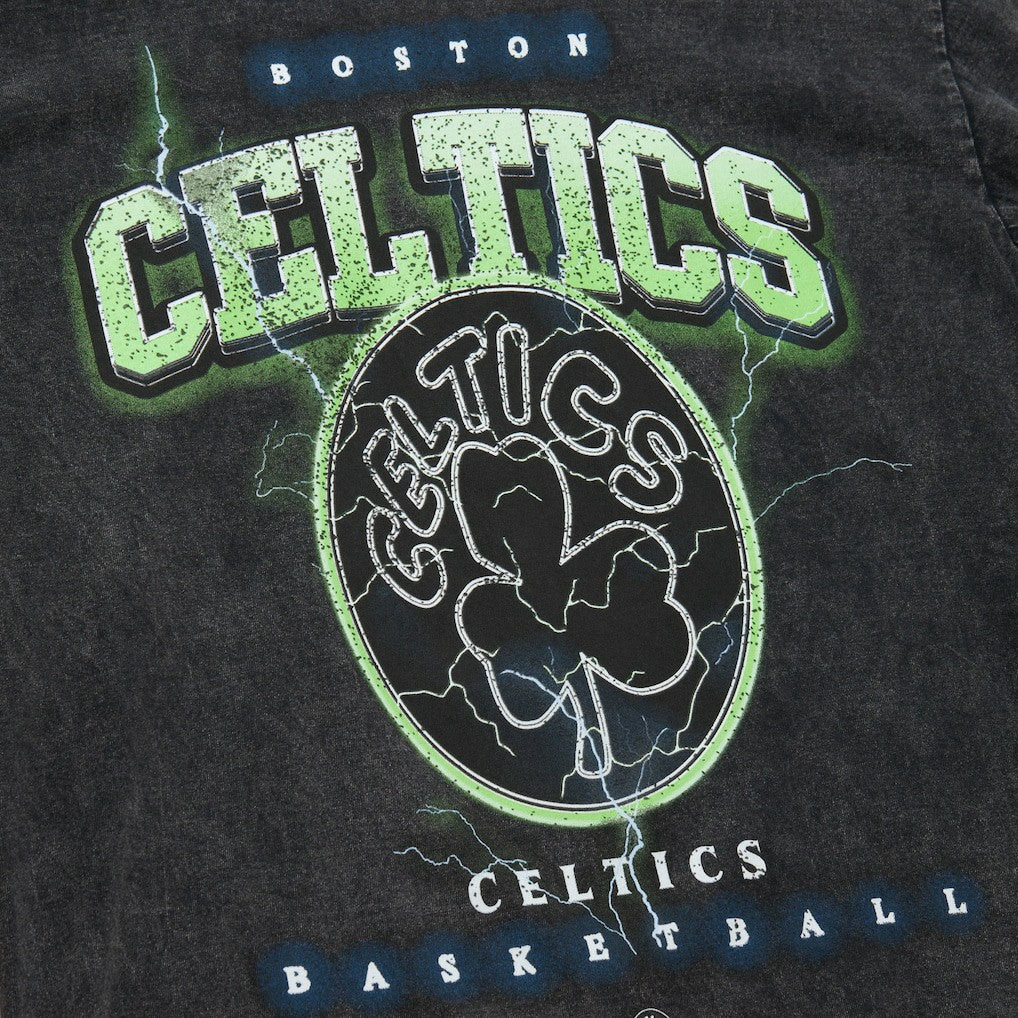 Boston Celtics Unisex Hardwood Classics Vintage Voltage Premium Heavyweight T-Shirt Black