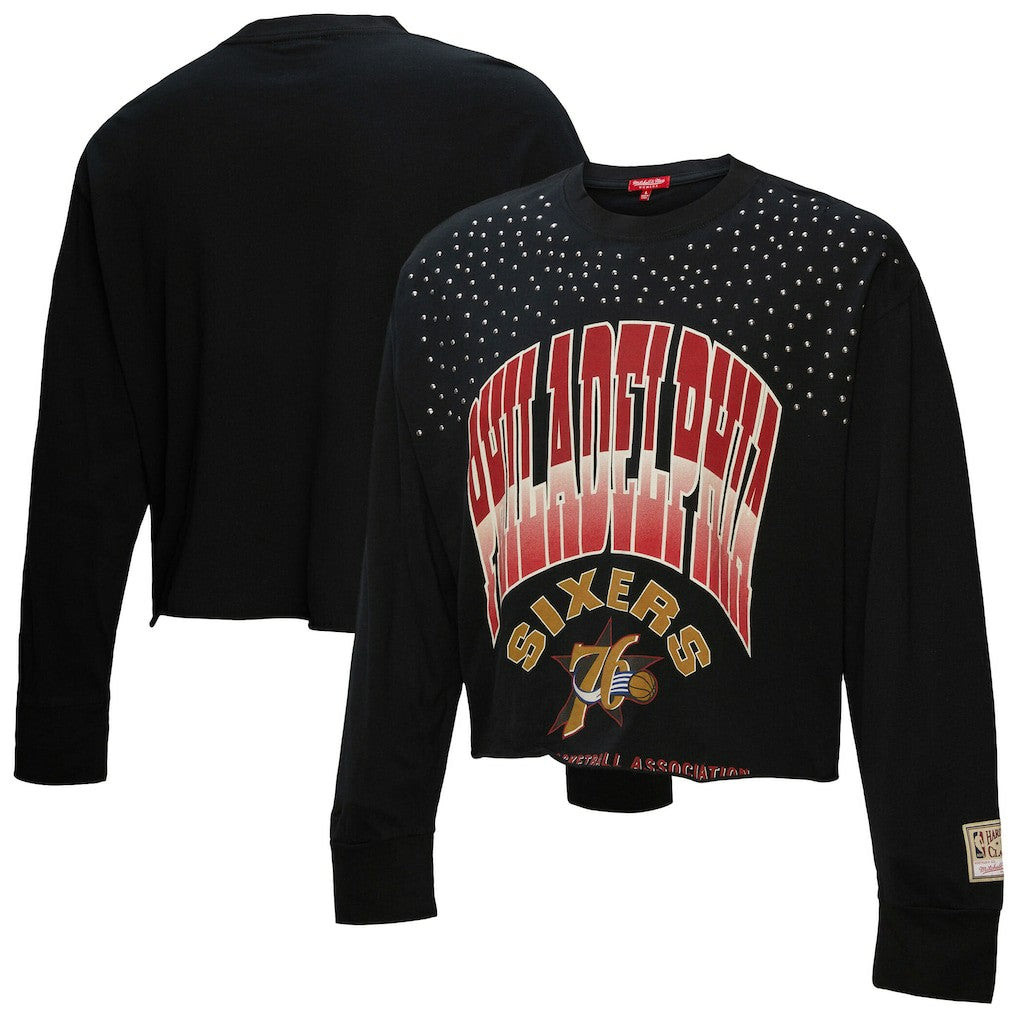 Philadelphia 76ers Women's Hardwood Classics Studded Boxy Cropped Long Sleeve T-Shirt Black