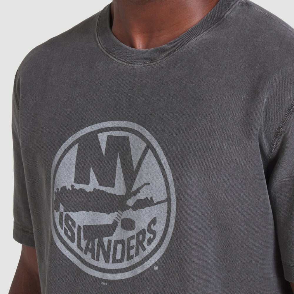 NHL New York Islanders Fanatics Made in Canada T-Shirt - Black
