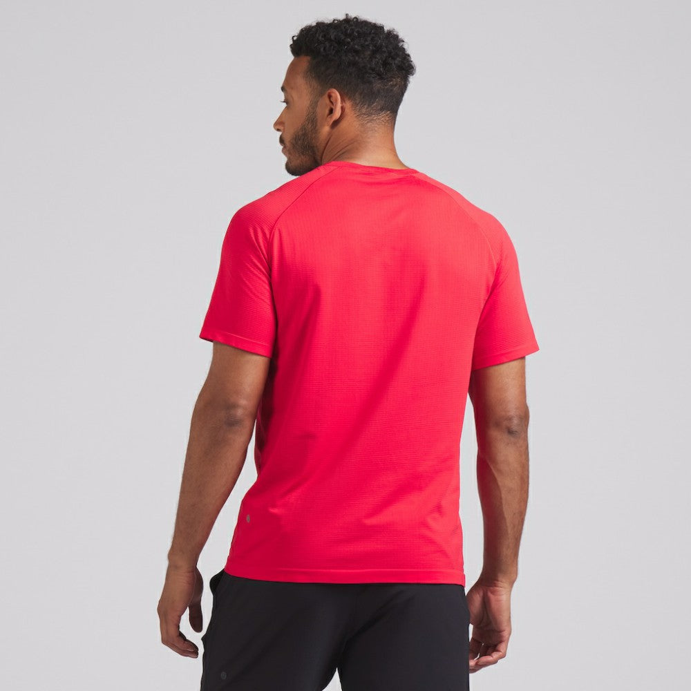 NHL Chicago Blackhawks lululemon Metal Vent Tech Short-Sleeve Shirt - True Red