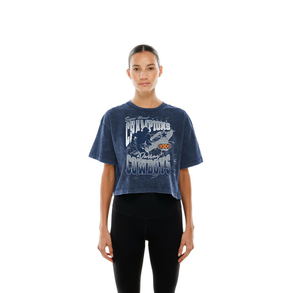 Dallas Cowboys New Era Women's Cropped Boxy Sport Classics Mineral Wash T-Shirt Navy