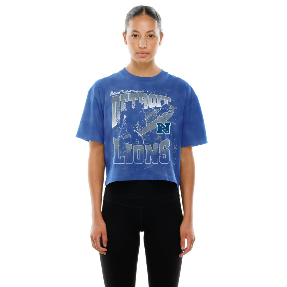 Detroit Lions New Era Women's Cropped Boxy Sport Classics Mineral Wash T-Shirt Blue