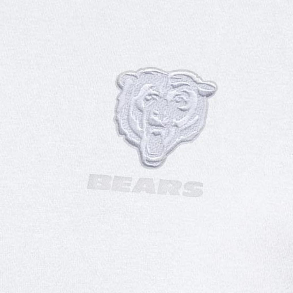 Chicago Bears Antigua Victory Quarter-Zip Top White