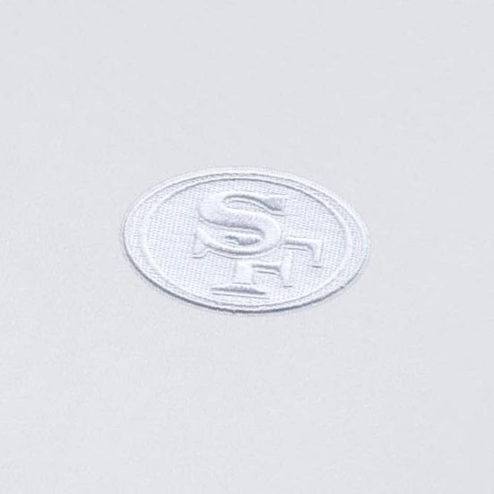 San Francisco 49ers Antigua Intent Quarter-Zip Top White