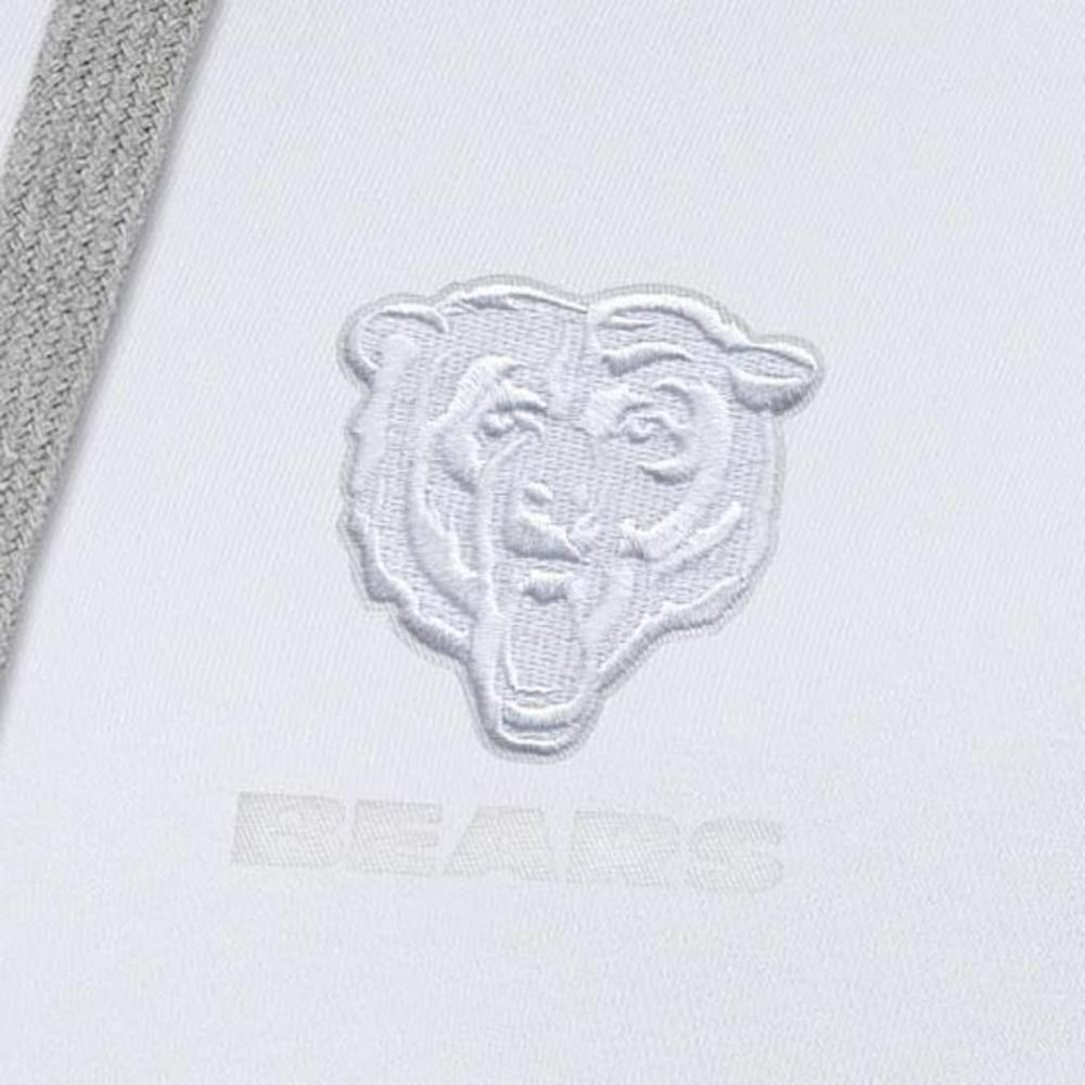 Chicago Bears Antigua Women's Victory Pullover Hoodie White