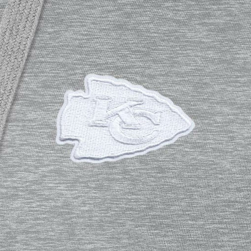 Kansas City Chiefs Antigua Women's Victory Pullover Hoodie Heather Gray