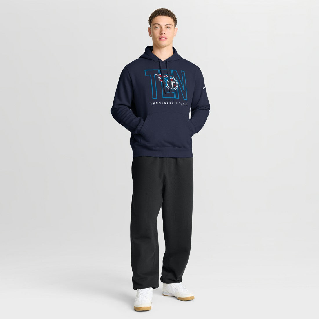 Tennessee Titans Busted Play Club Fleece Pullover Hoodie Navy