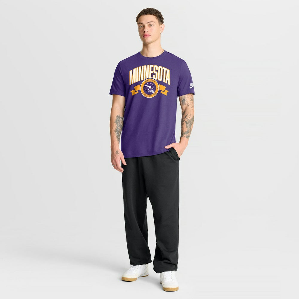 Minnesota Vikings Rewind Front and Back Hit Essential T-Shirt Purple