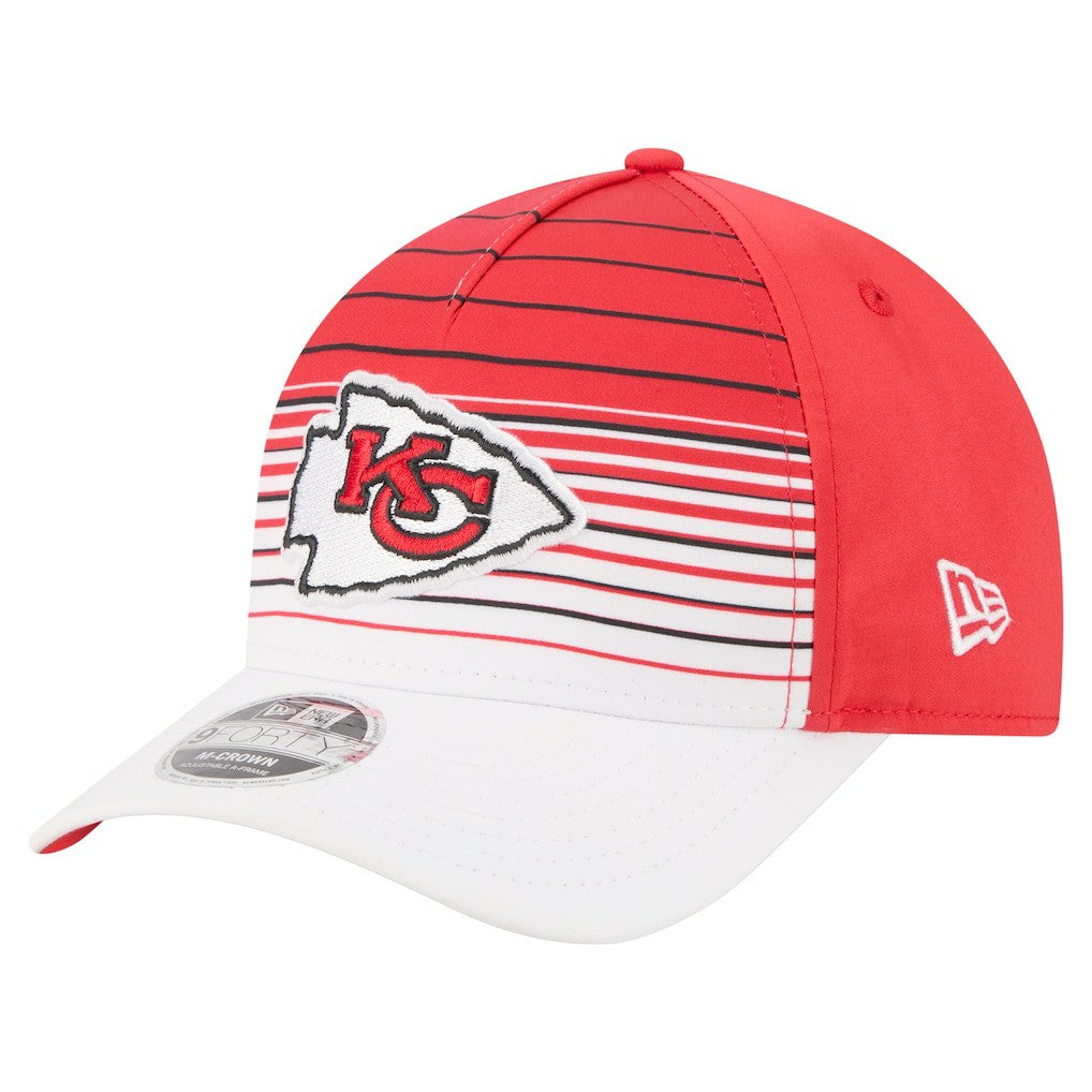 Kansas City Chiefs New Era Adventure Gradient 9FORTY M-Crown A-Frame Adjustable Hat White/Red