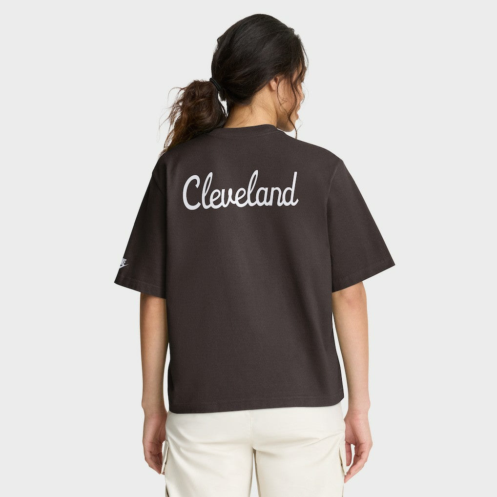 Cleveland Browns Women's Rewind Pocket Boxy T-Shirt Brown