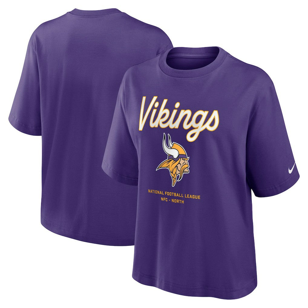 Minnesota Vikings Women's Essential Script Relaxed Boxy T-Shirt Purple