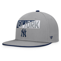 New York Yankees Fanatics Punchout Snapback Hat - Gray Hats