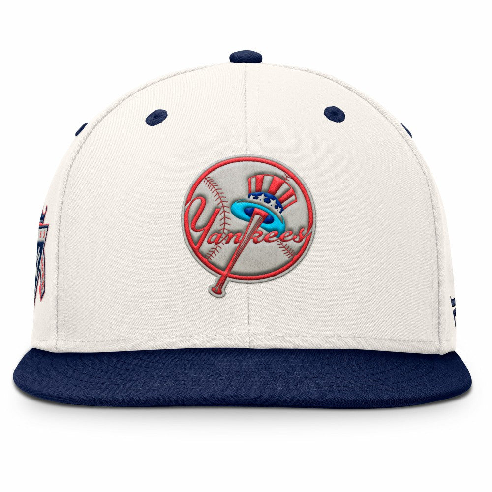 New York Yankees Fanatics Unit Fitted Hat - Cream/Navy Hats