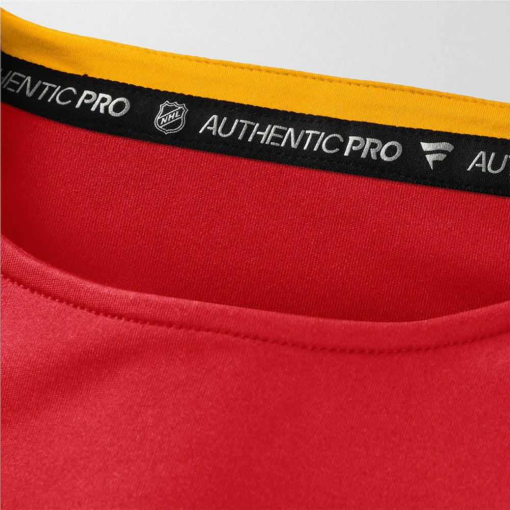 NHL Calgary Flames Fanatics Authentic Pro Rink Tech Long Sleeve T-Shirt - Red
