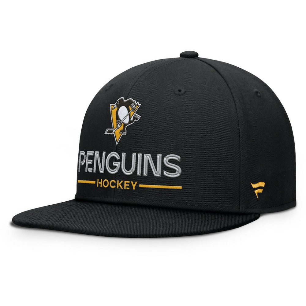 NHL Pittsburgh Penguins Fanatics Authentic Pro Rink Lockup Snapback Hat - Black