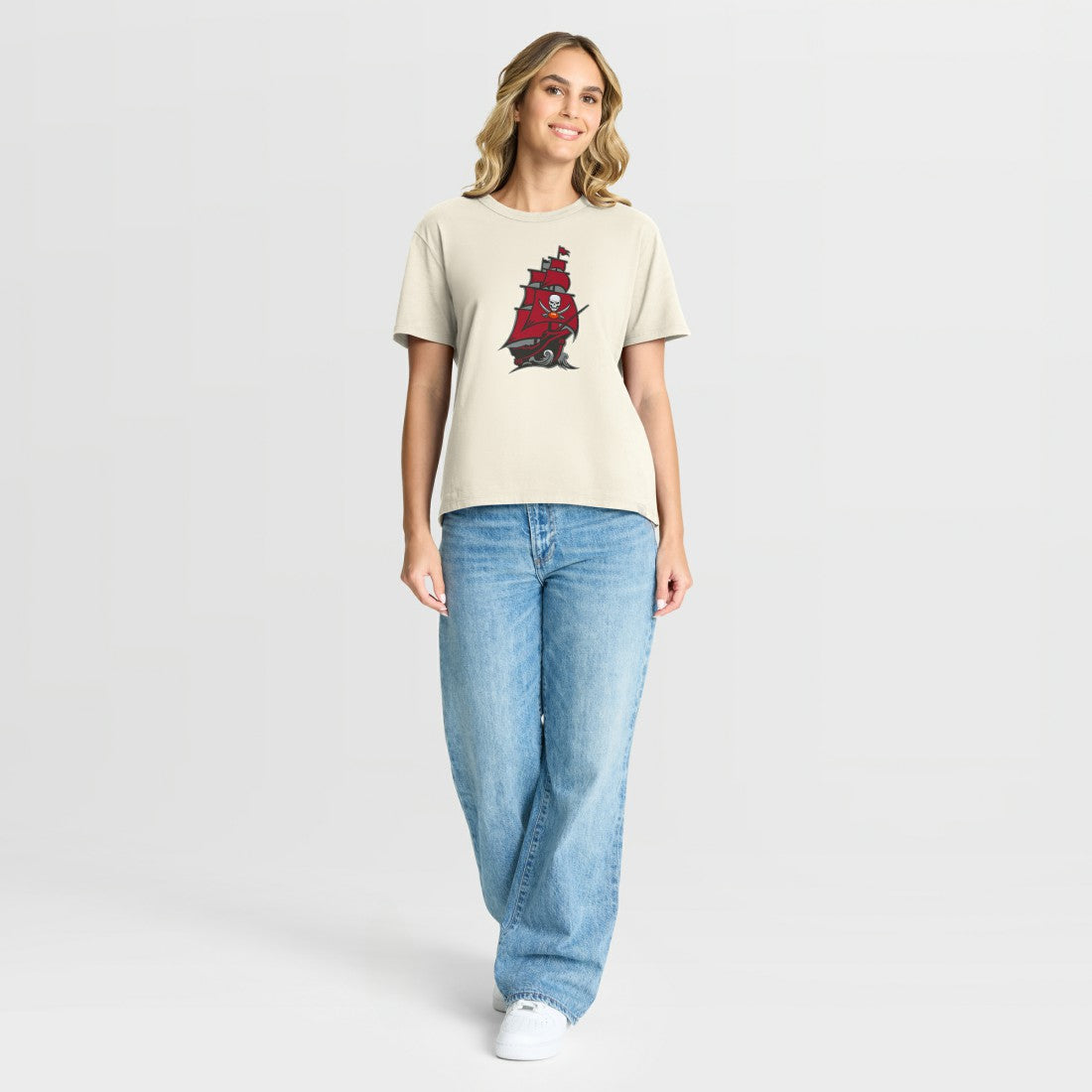 Tampa Bay Buccaneers Women's Dove Legacy T-Shirt Cream