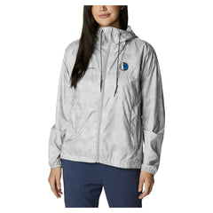 Dallas Mavericks Women's Flash Challenger II Omni-Shade Full-Zip Windbreaker Jacket White