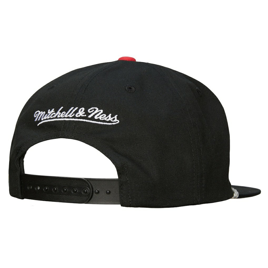 Chicago Bulls Ascend Deadstock Snapback Hat Black