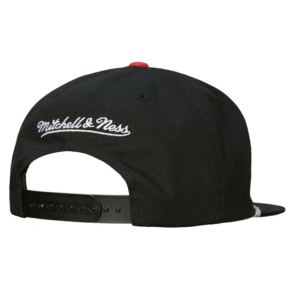 Chicago Bulls Ascend Deadstock Snapback Hat Black
