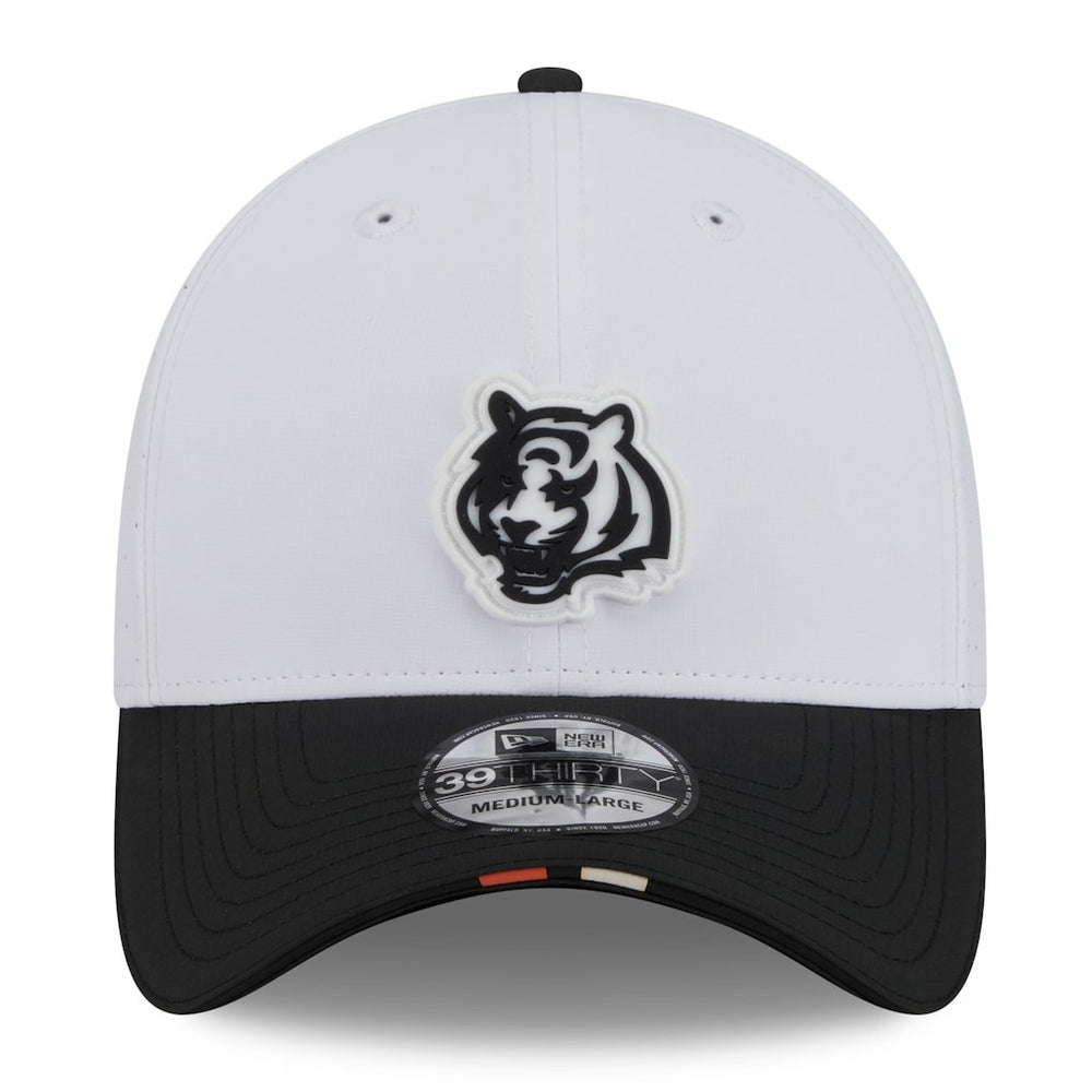 Cincinnati Bengals New Era 2025 NFL Training Camp 39THIRTY Flex Hat White/Black